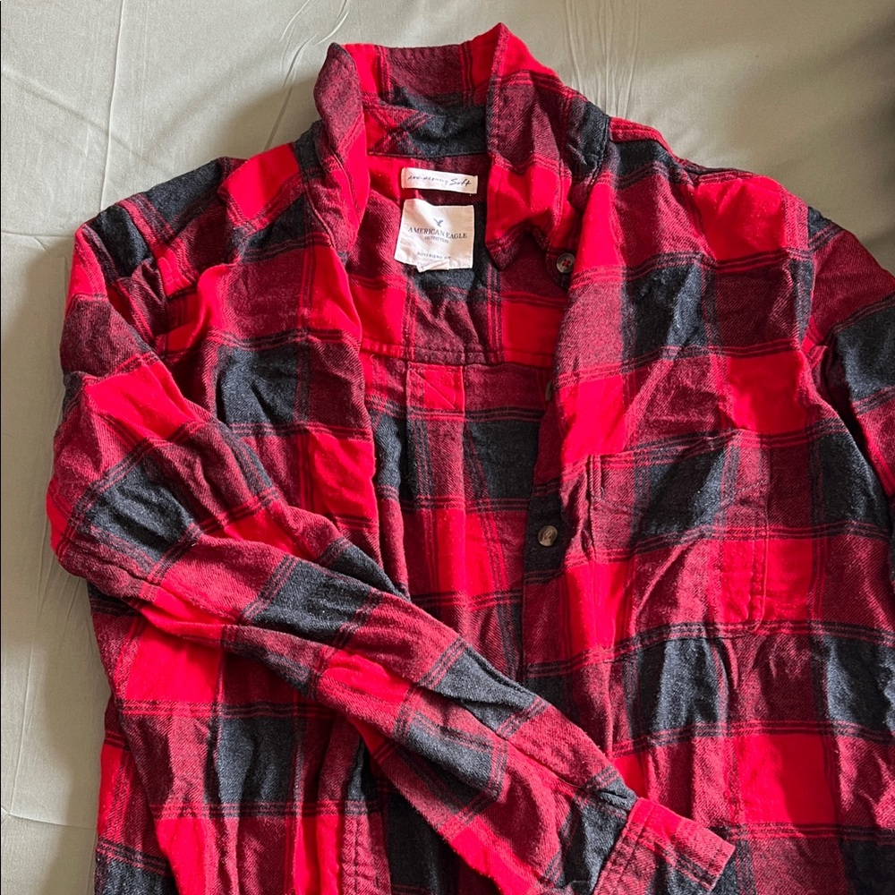 American Eagle Outfitters Red and Black Flannel